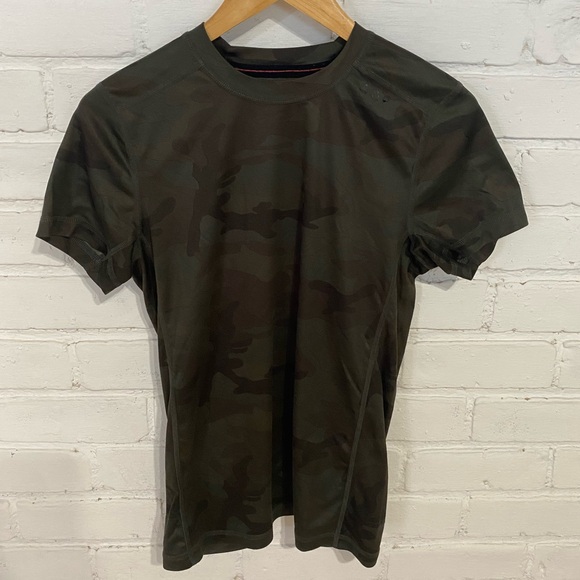 Abercrombie & Fitch Other - Abercrombie & Fitch Camo Workout Gym T-shirt